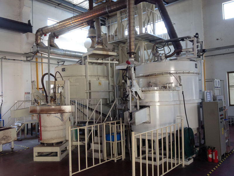 铝压铸件_设备_01